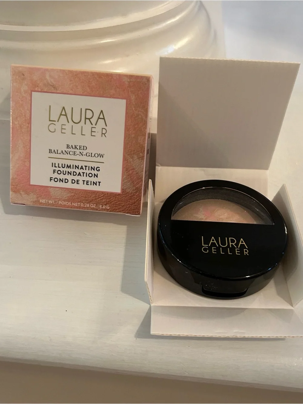 NIB Laura Geller Baked Balance-N-Glow Illuminating Foundation